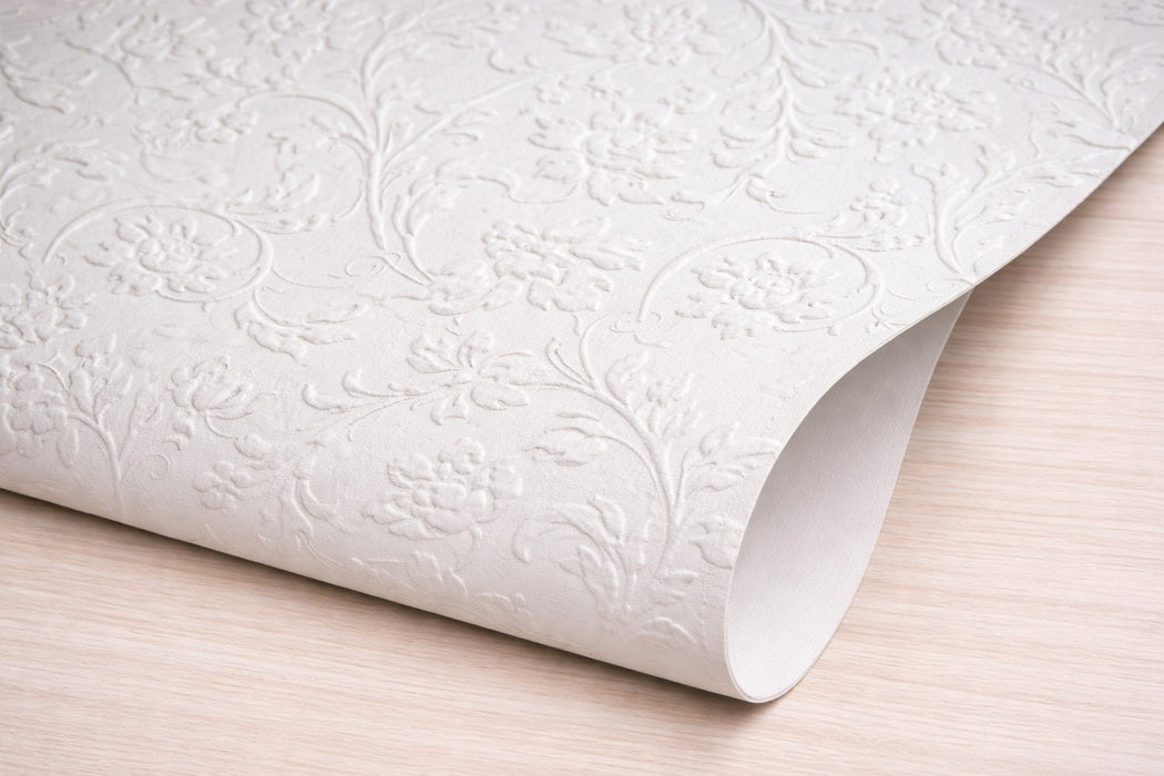 Papel pintado floral blanco en relieve