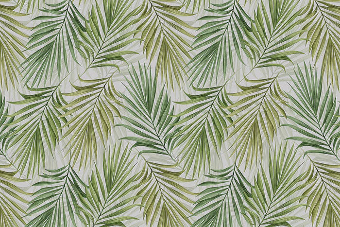 Detalle de papel pintado con estampado de plantas verdes sobre fondo blanco roto