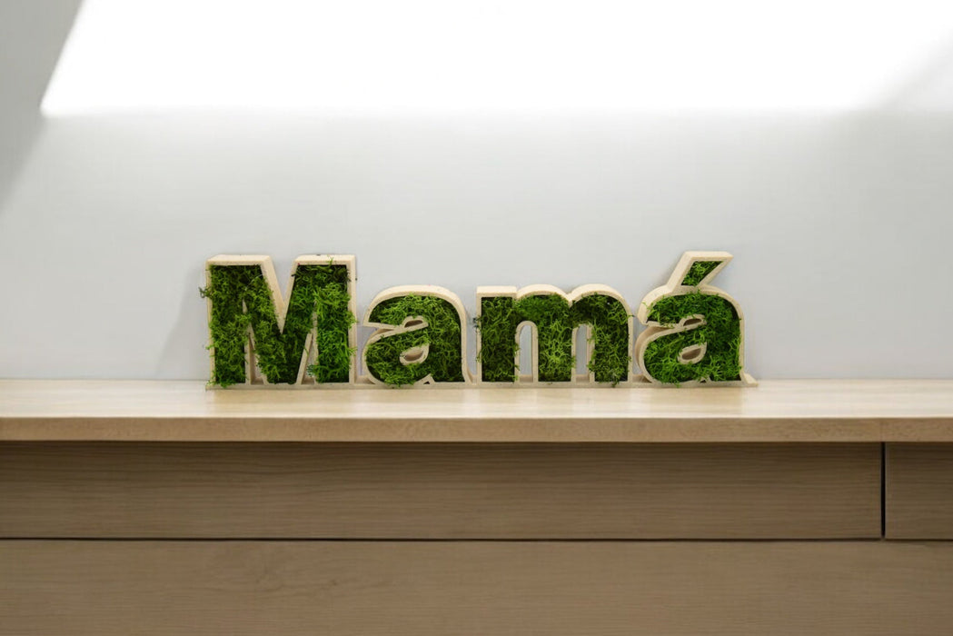 Letras Decorativas "Mamá" con Musgo Preservado - Ideal para Decoración Interior y Regalo Especial, Varios Colores Disponibles